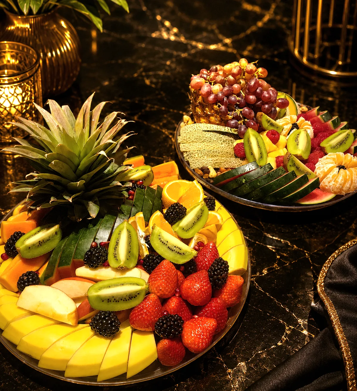DOSHADO — fruit platter